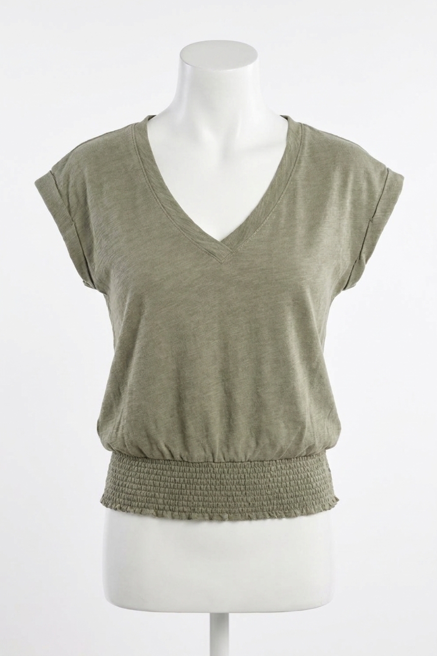 NEW LILLA P smocked hem v neck top in fern